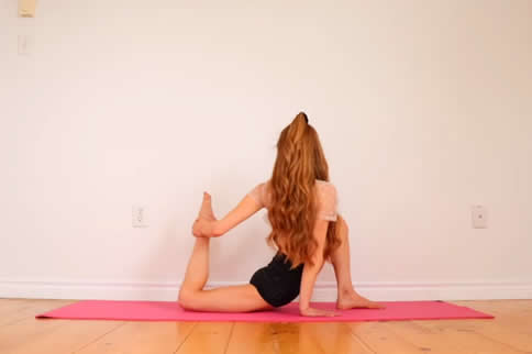 Lunge Stretch 1.jpg