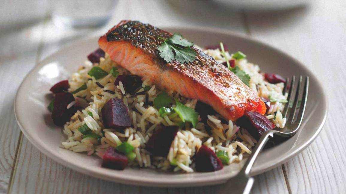 salmon with rice and beets
